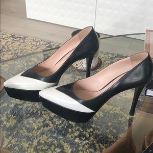 Size 9 Miu Miu high heel black and white shoes